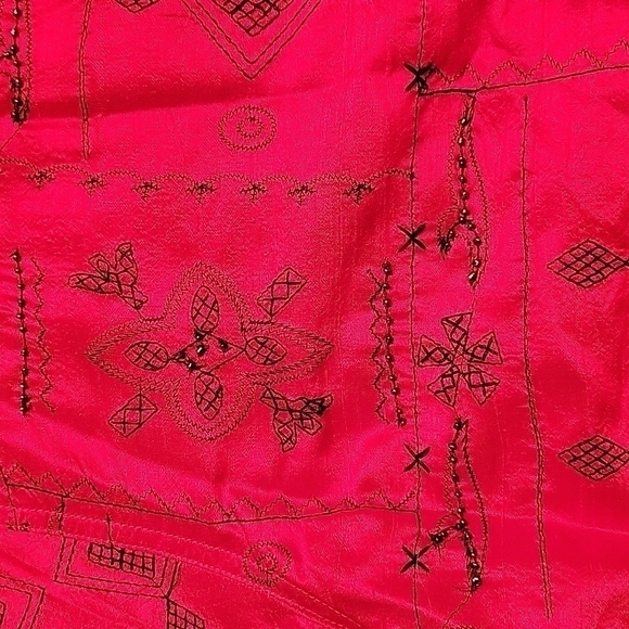 𝅺VTG BLEU BAYOU Red Silk Embroidered Beaded Holiday Shacket - Picture 9 of 10
